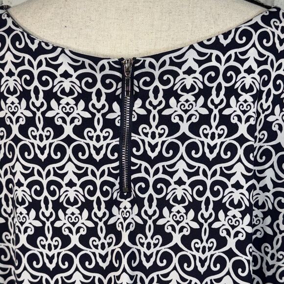 Dressbarn 3X-Large Top Geometric Stretch 3/4 Bell Sleeve Boat Neck Zip Navy Blue - Picture 7 of 10